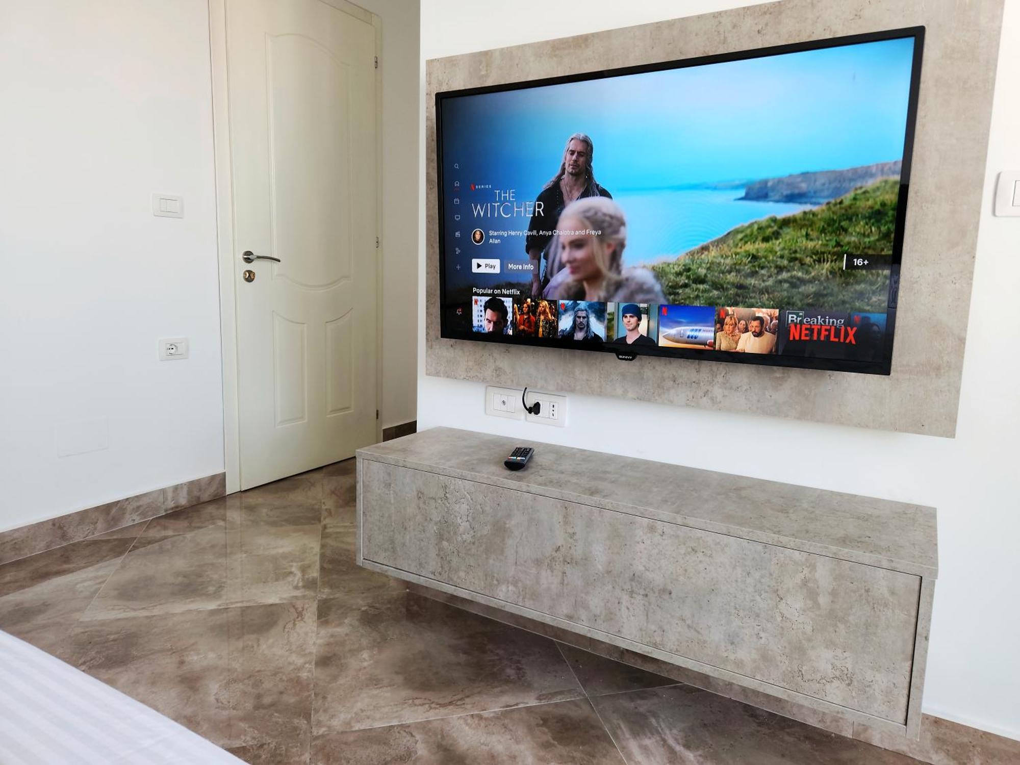Panorama View Apt, 150M To Beach, 750M Lungo Mare Apartment Vlore Ngoại thất bức ảnh